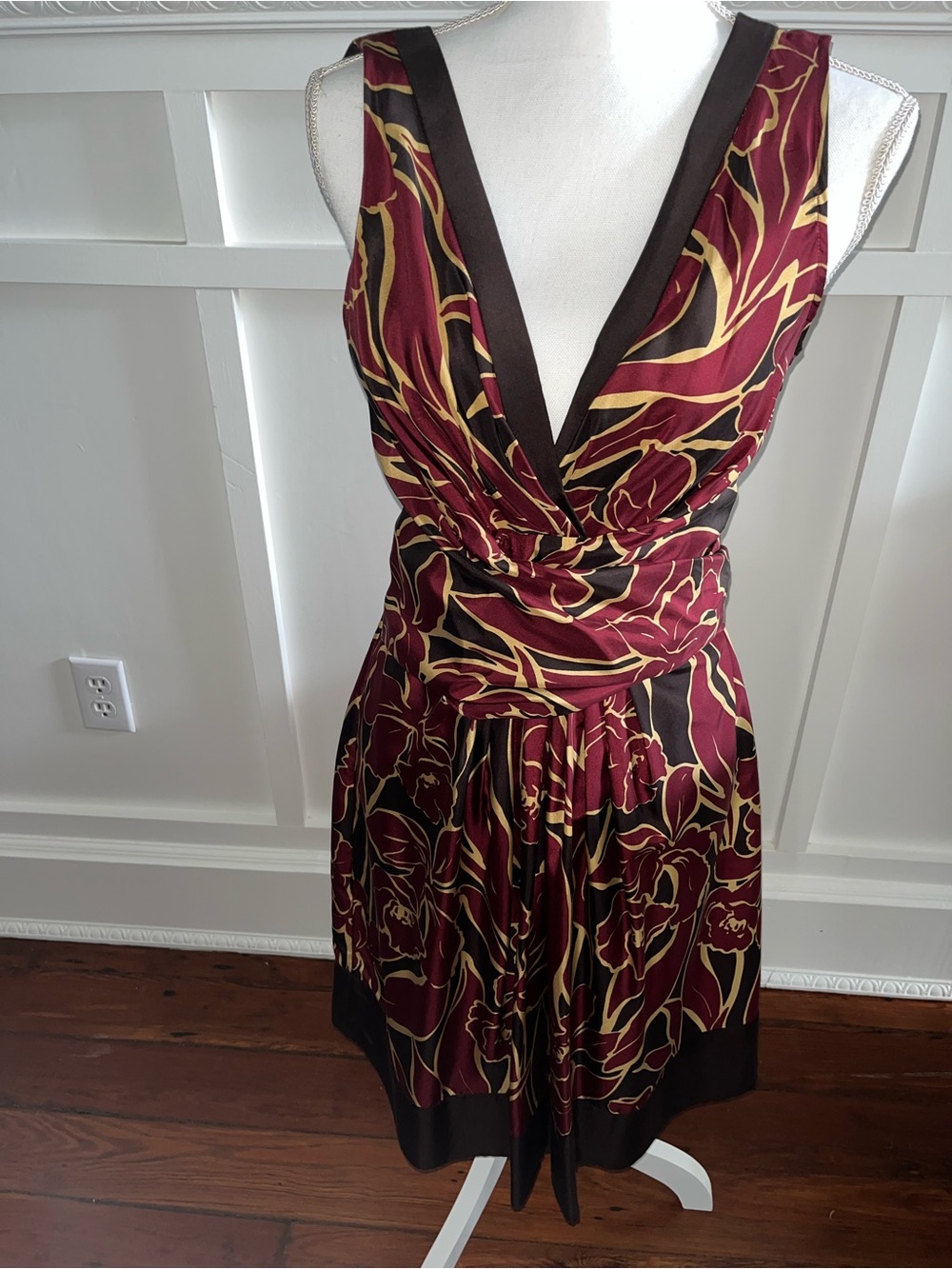 BCBGMaxAzria Burgundy and Gold Floral Silk V-Neck Dress